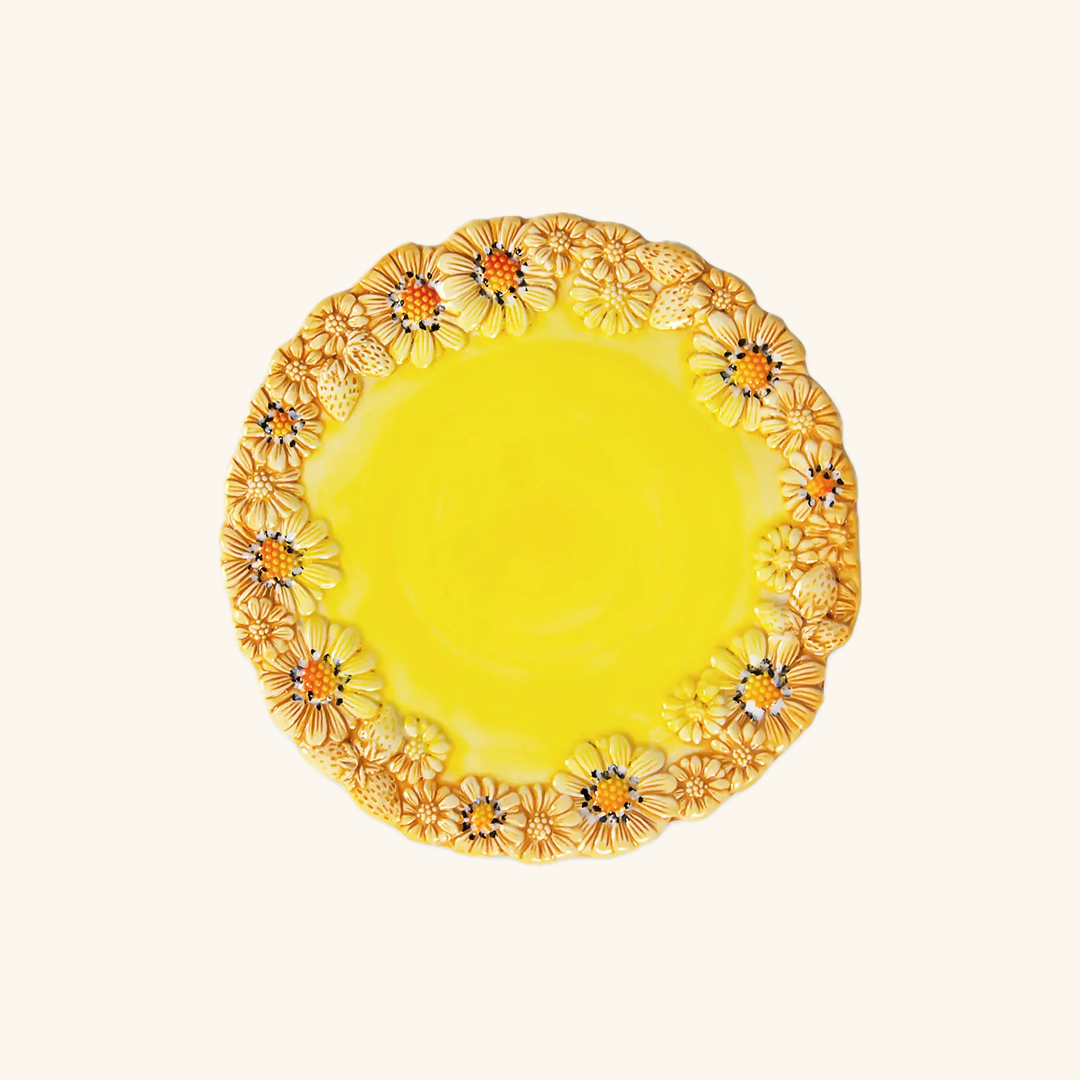 Gul tallerken med margueritter – Ø22