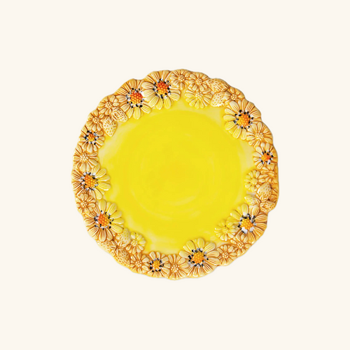 Gul tallerken med margueritter – Ø22